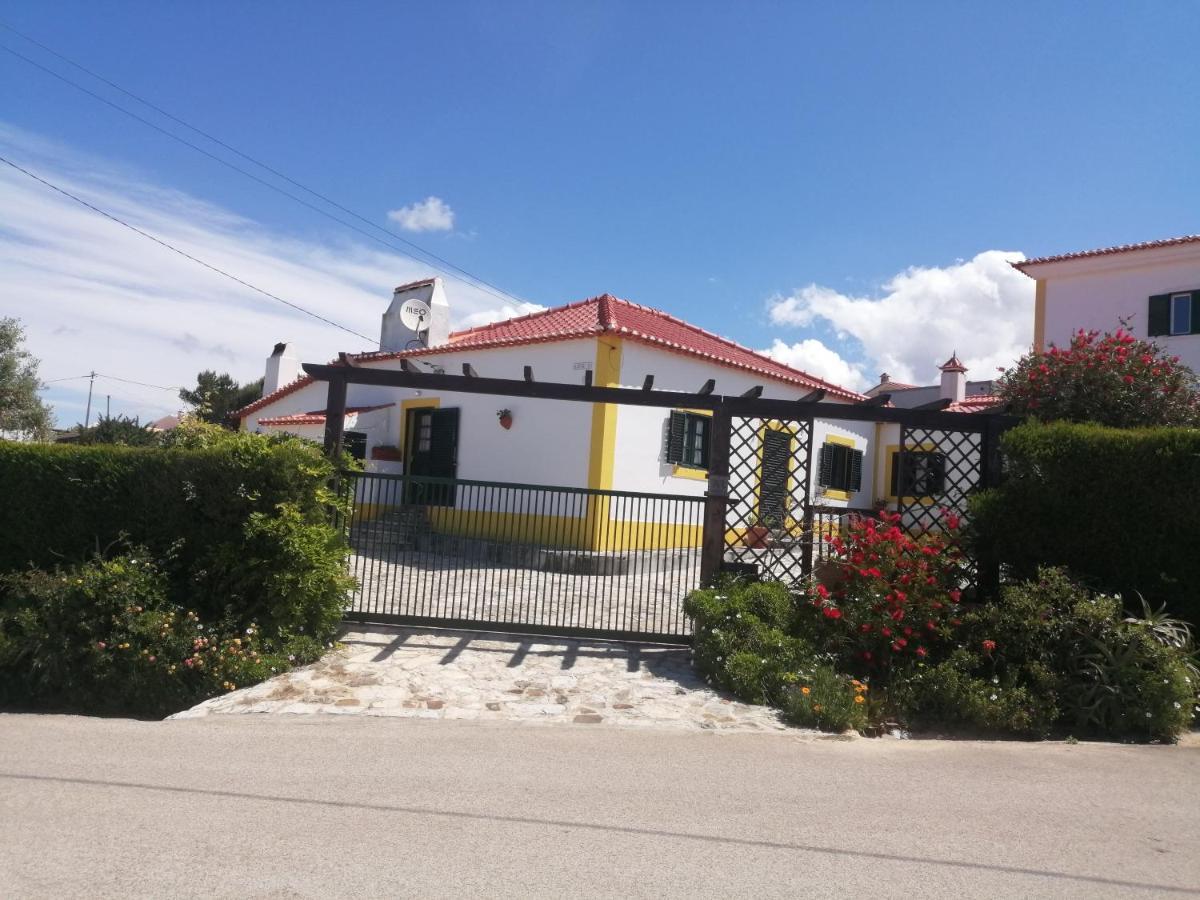 Casas Da Lagoa - 4 Casas De Ferias Independentes Santo Isidoro エクステリア 写真